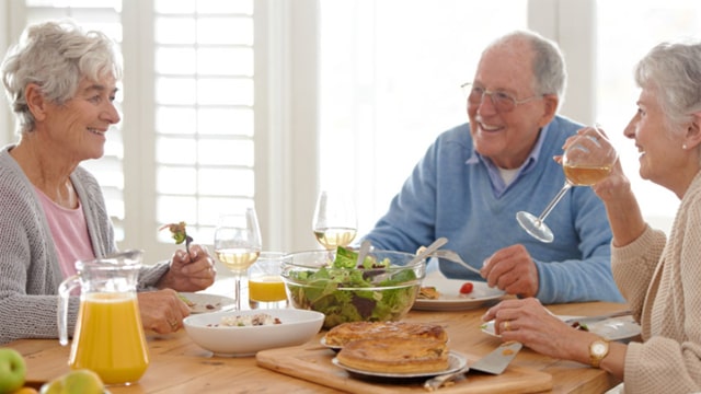 دهیدراته شدن بدن سالمندان