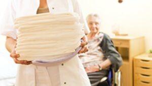 استاندارد مراقبتی در آسایشگاه سالمندان